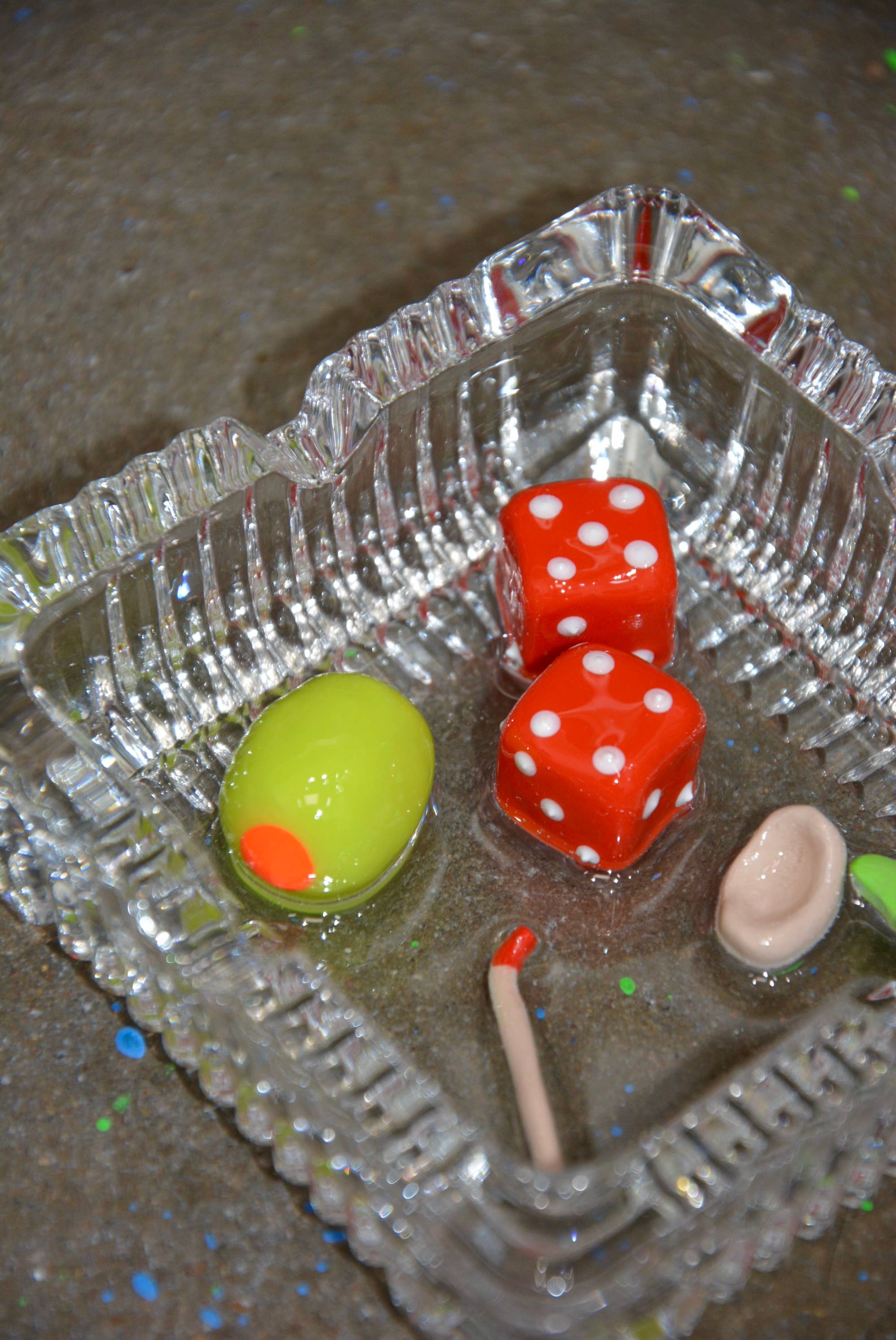 House of Savage – Engroshandel Askebæger – Lucky You Askebæger med keramisk oliven og terninger8