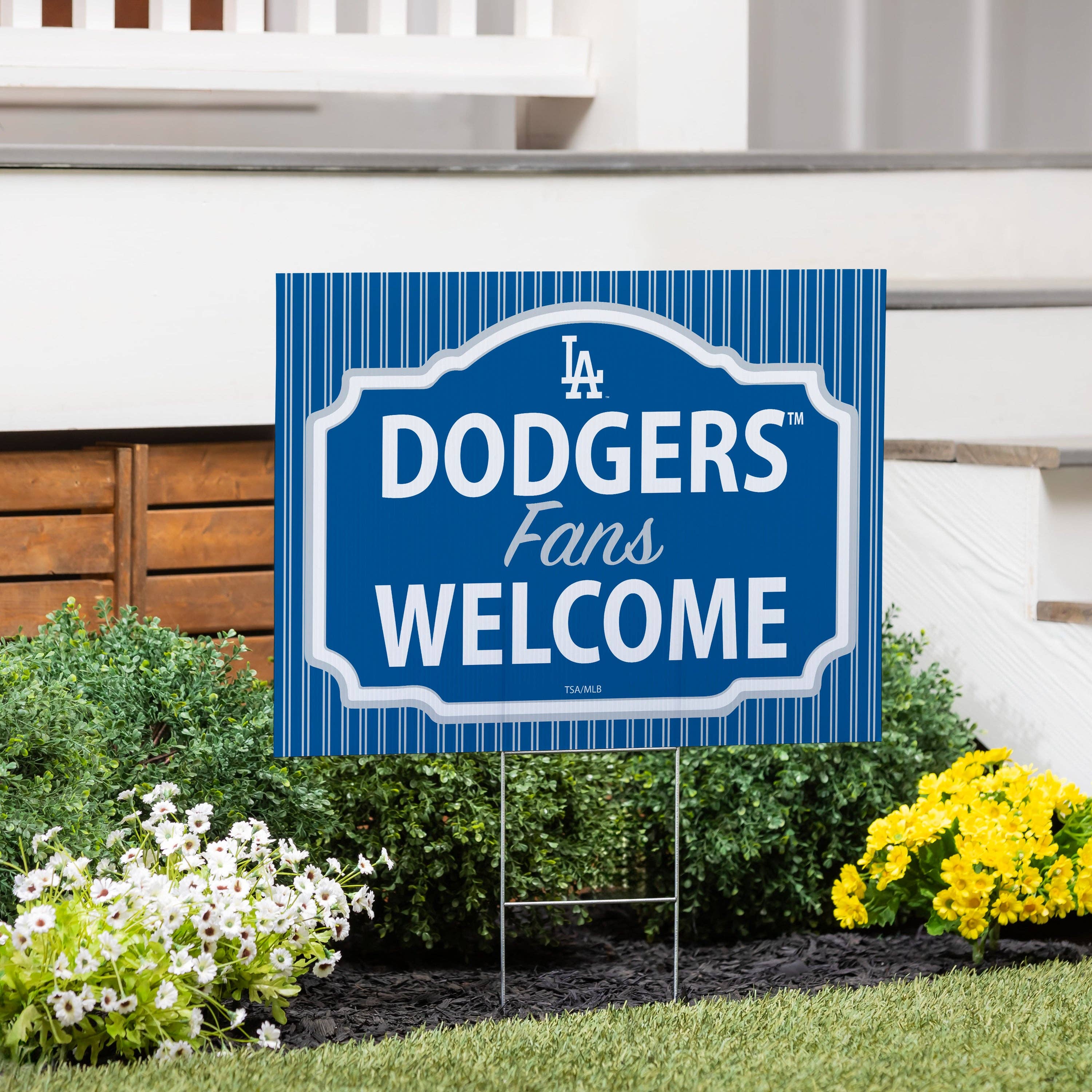 Evergreen Enterprises - Wholesale Outdoor Sign - Los Angeles Dodgers Coroplast Yard Sign, "Fans Welcome"0