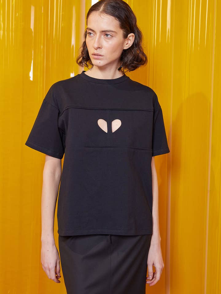 HERZAUSSCHNITT-T-SHIRT für den Großhandel von FUTURE PLANET OF STYLE