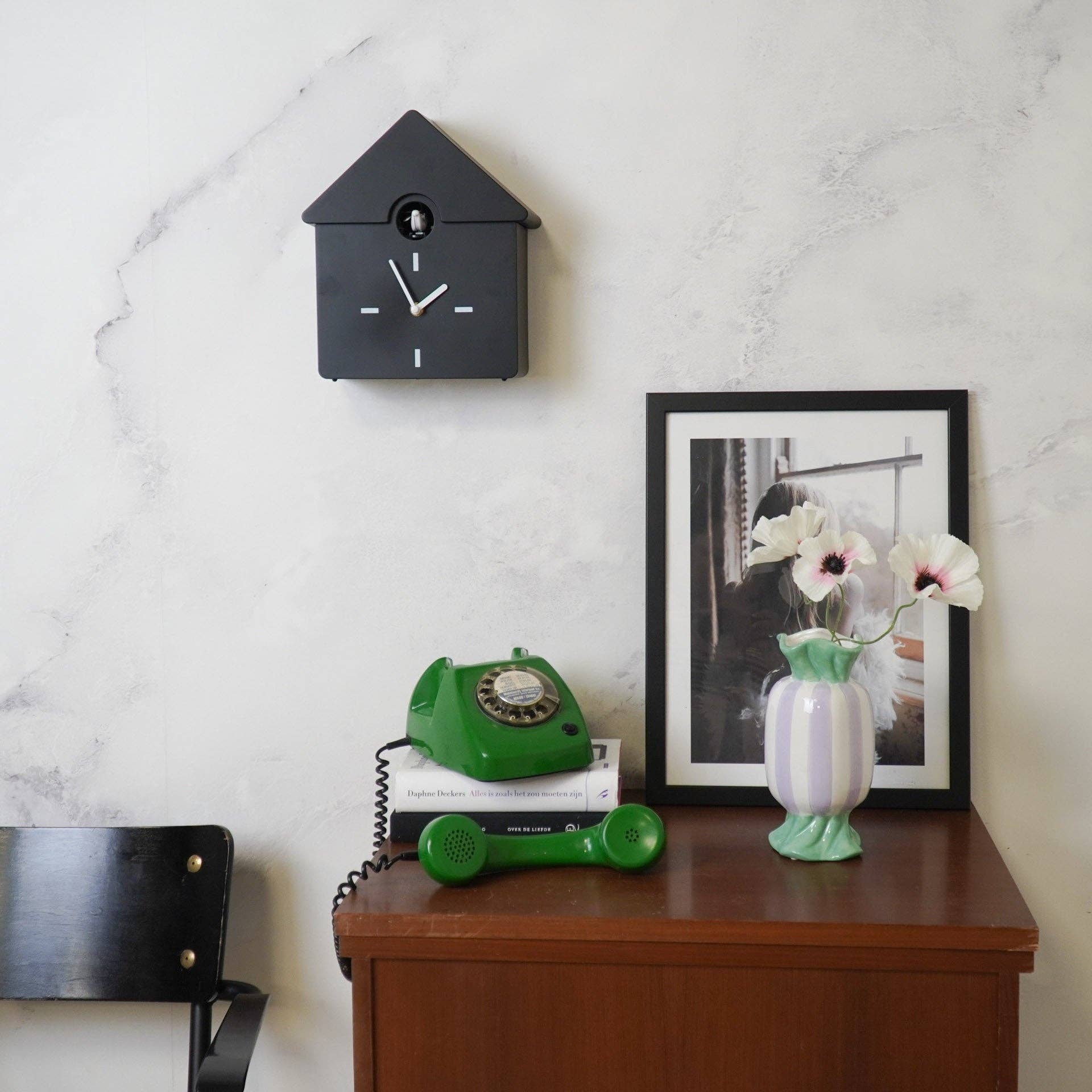 Housevitamin bv - Wholesale Wall Clock - Clock- Wall Clock Cuckoo- Black - 24x27x9cm3