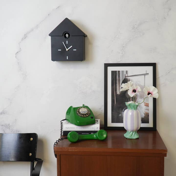 Housevitamin bv - Wholesale Wall Clock - Clock- Wall Clock Cuckoo- Black - 24x27x9cm3