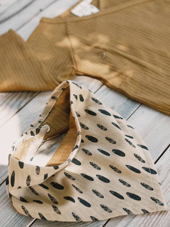 Jady Baby Haklapp Stones Beige för wholesale av Tiralahilacha