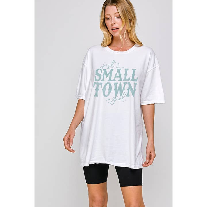 BARA EN LITEN STAD FLICKA VINTAGE GRAFISK ÖVERDIMENSIONERAD TEE för wholesale av Illustrated Society