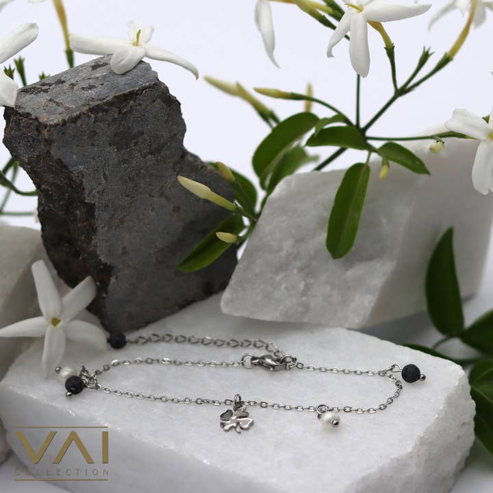 Bracelet, Diffuser Gemstone Jewellery With Lava And Pearls for wholesale by Vai Collection