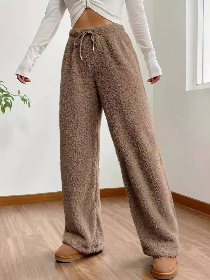 Lily Clothing - Wholesale Pants - Women's - Solid-color fashionable plush fleece pants2