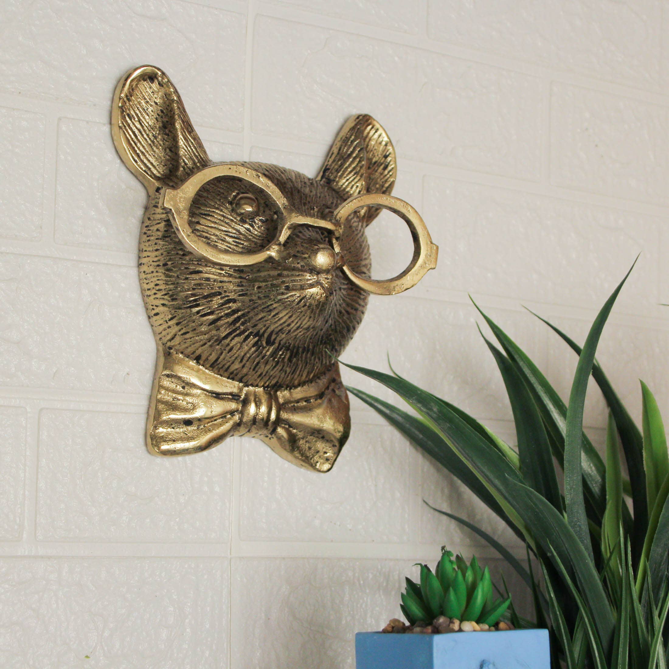 Zeckos - Wholesale Wall decor – Kids & Baby - Gold Mouse Head Wall Hanging with Spectacles – 8.5" High1