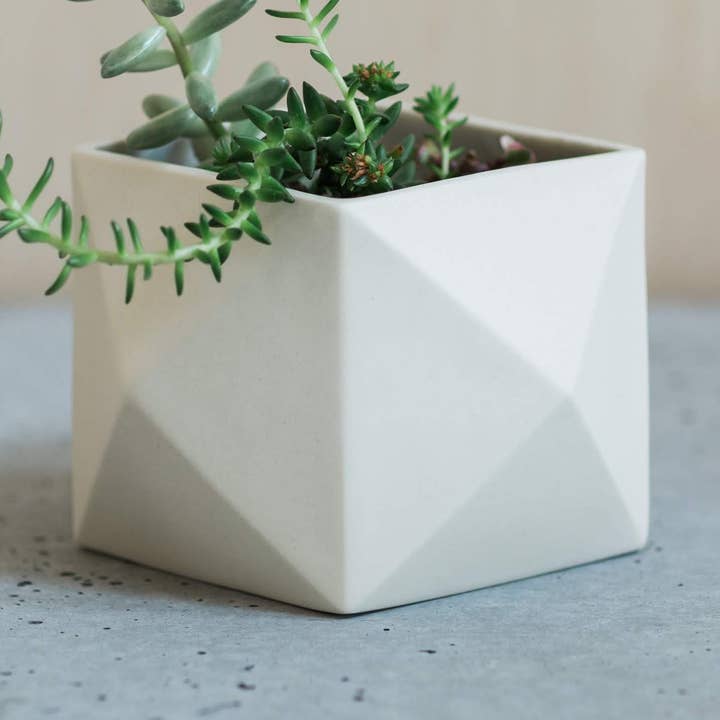 Square Planter for wholesale by mod crmx