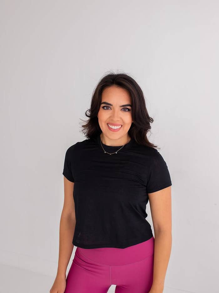 Crop top dinámico activo diario para venta al por mayor de Beyond Athletica