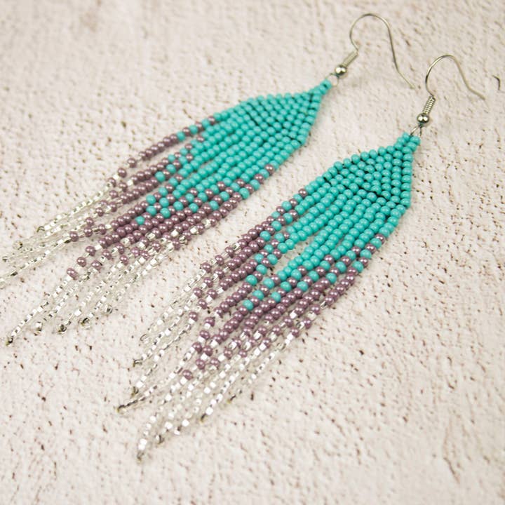 Boucles d'oreilles ombrées en argent turquoise, pompons Chic, trois couches, pompons bleu Pastel, sirène, longues boucles d'oreilles cascade pour la vente par Ninolia