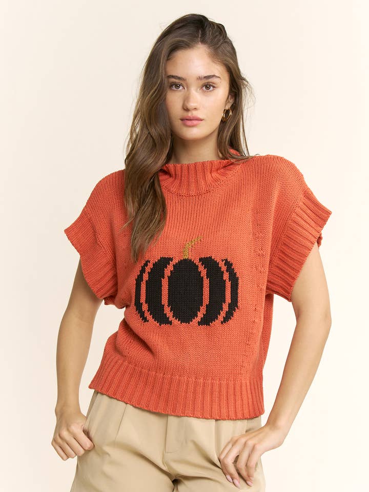 ATW16179-1 - MAGLIONE SENZA MANICHE CON ZUCCA DI HALLOWEEN per la vendita all'ingrosso da parte di AND THE WHY