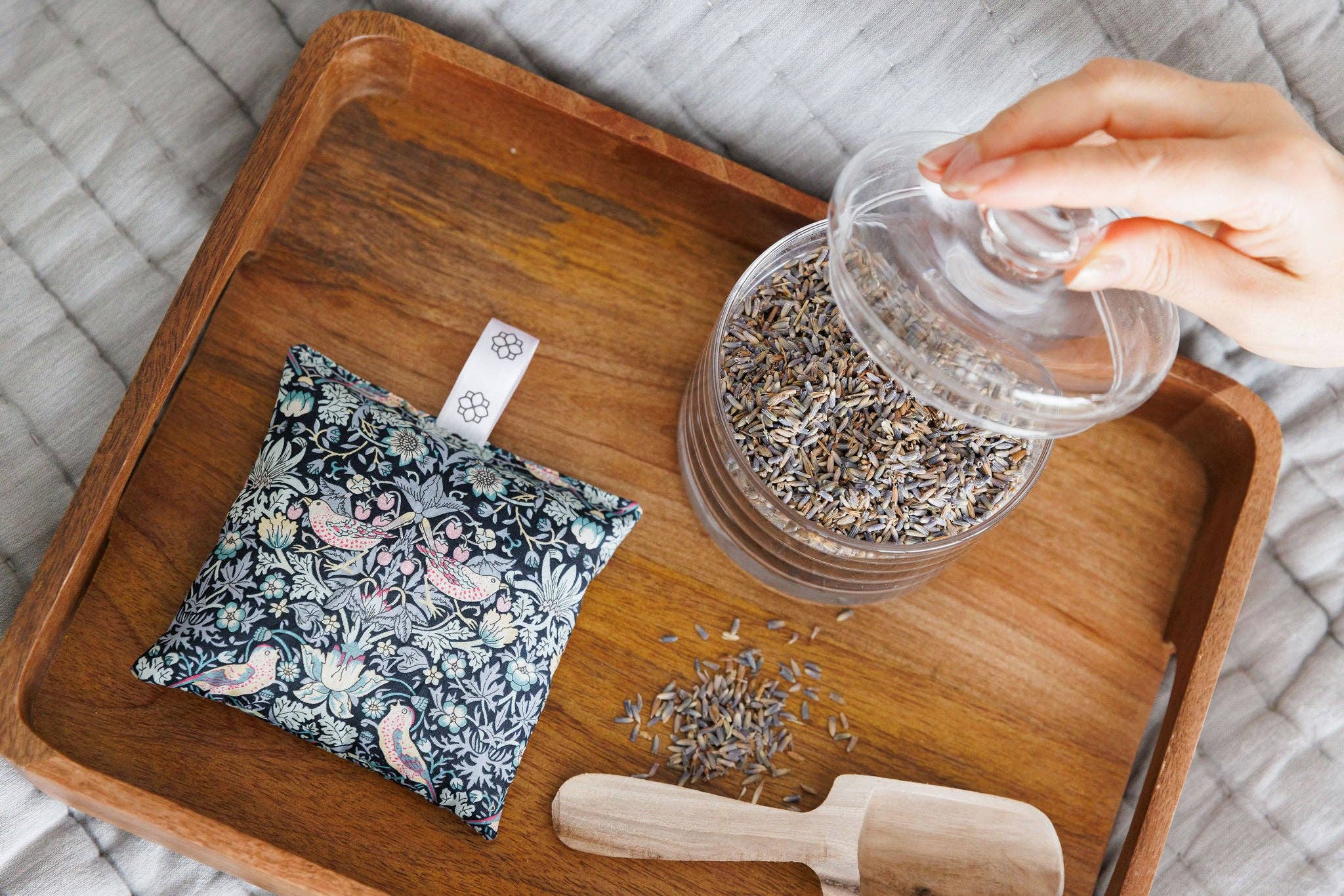 Spritz Wellness – wholesale Sachet – Lavender Sachets - Strawberry Thief2