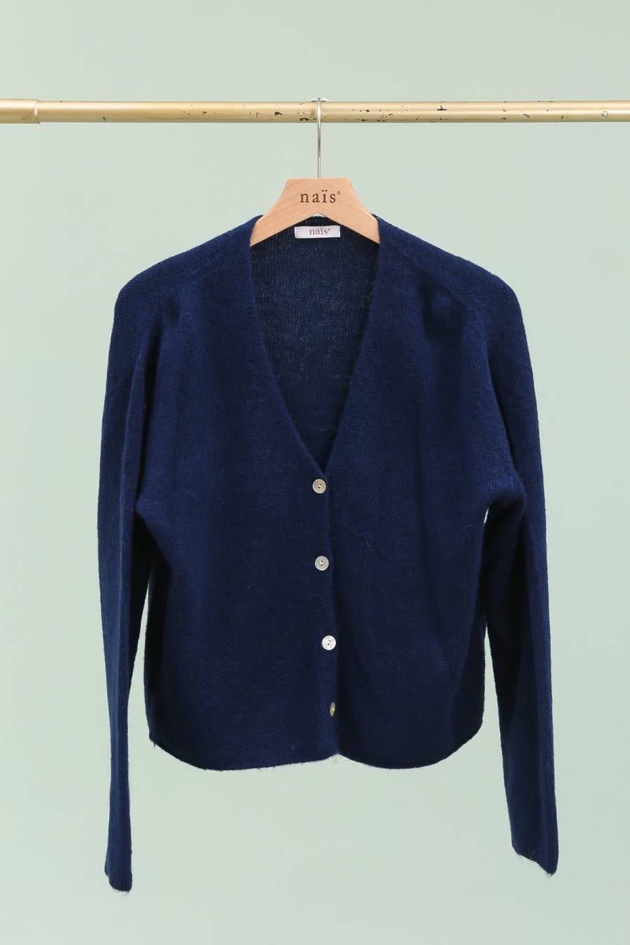 NAÏS PARIS – wholesale Kofta - Dam – Kort knappad V-ringad kofta i alpaca och ull3