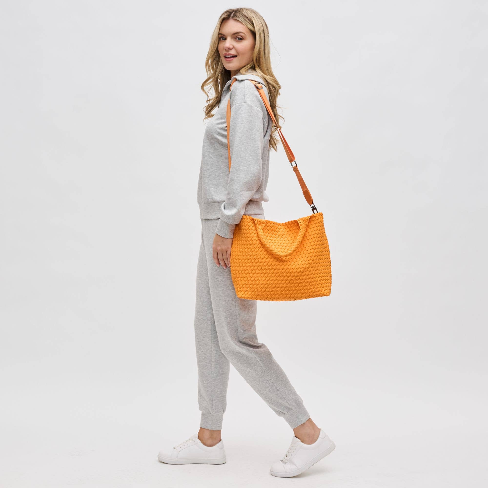 Sol and Selene - Vendita all'ingrosso Borsa tote - Donna - Borsa Media in Neoprene Intrecciato "Sky's The Limit"94