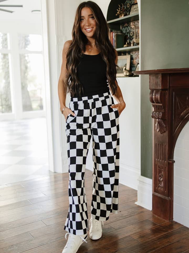 Ampersand Avenue - Wholesale Pants - Women's - Checkered Wide Leg Comfs - Black Jack
