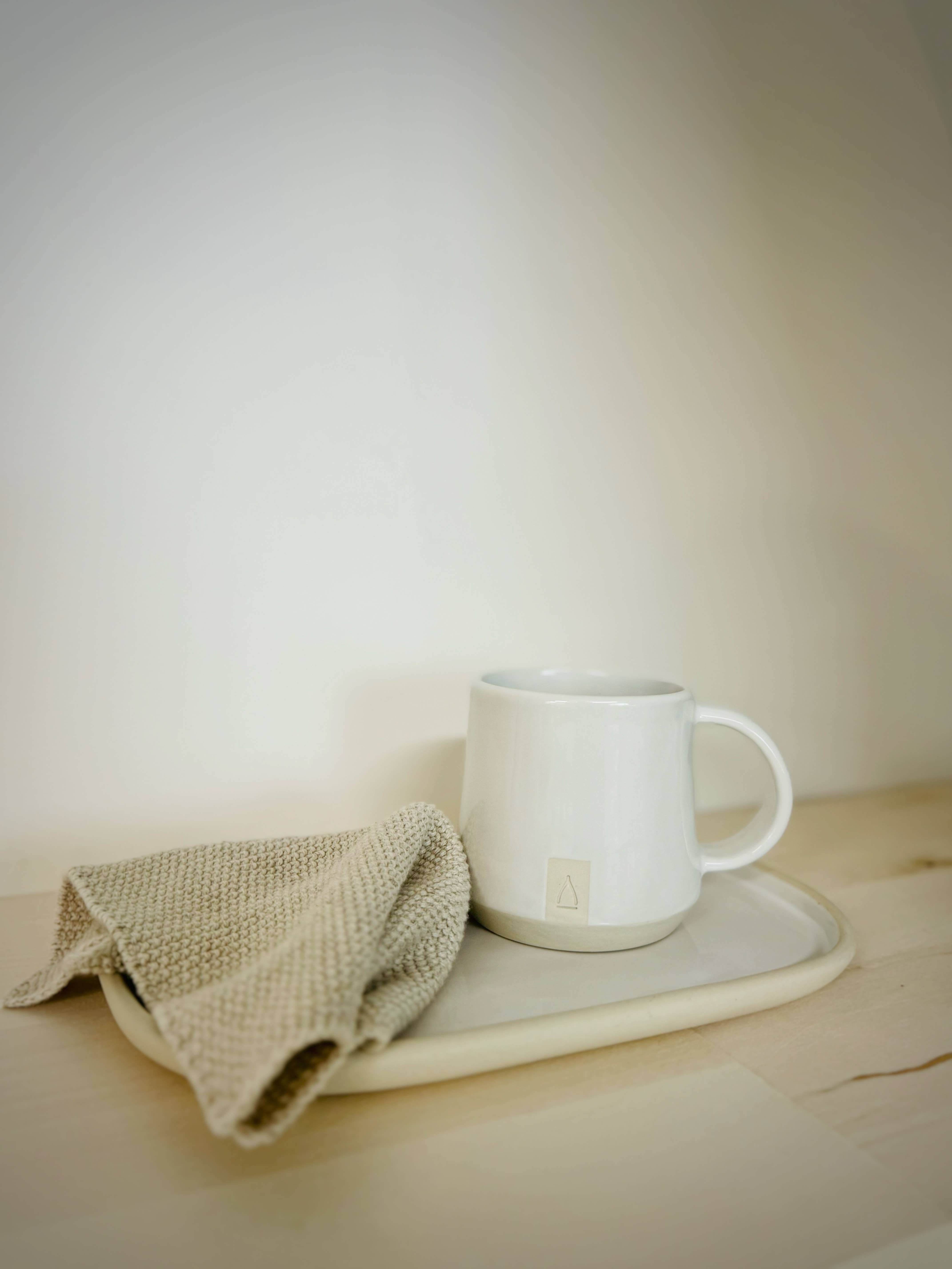 Wishbone Pottery - Wholesale Decorative Tray - Handcrafted Stoneware Tray | White Gloss 3