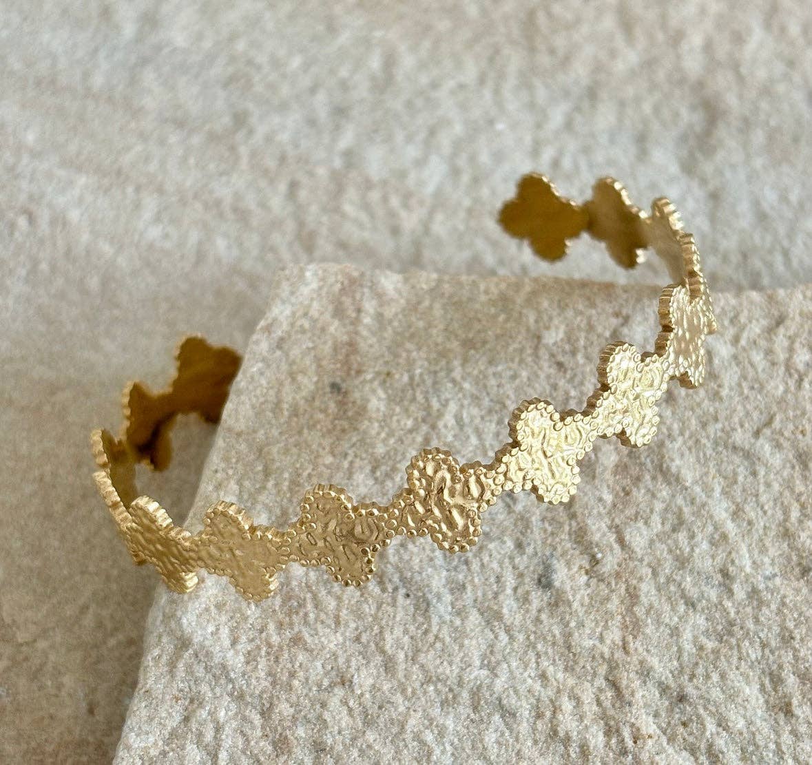 Wild Cactus Co. - Wholesale Cuff Bracelet - CLOVER LINK CUFF1