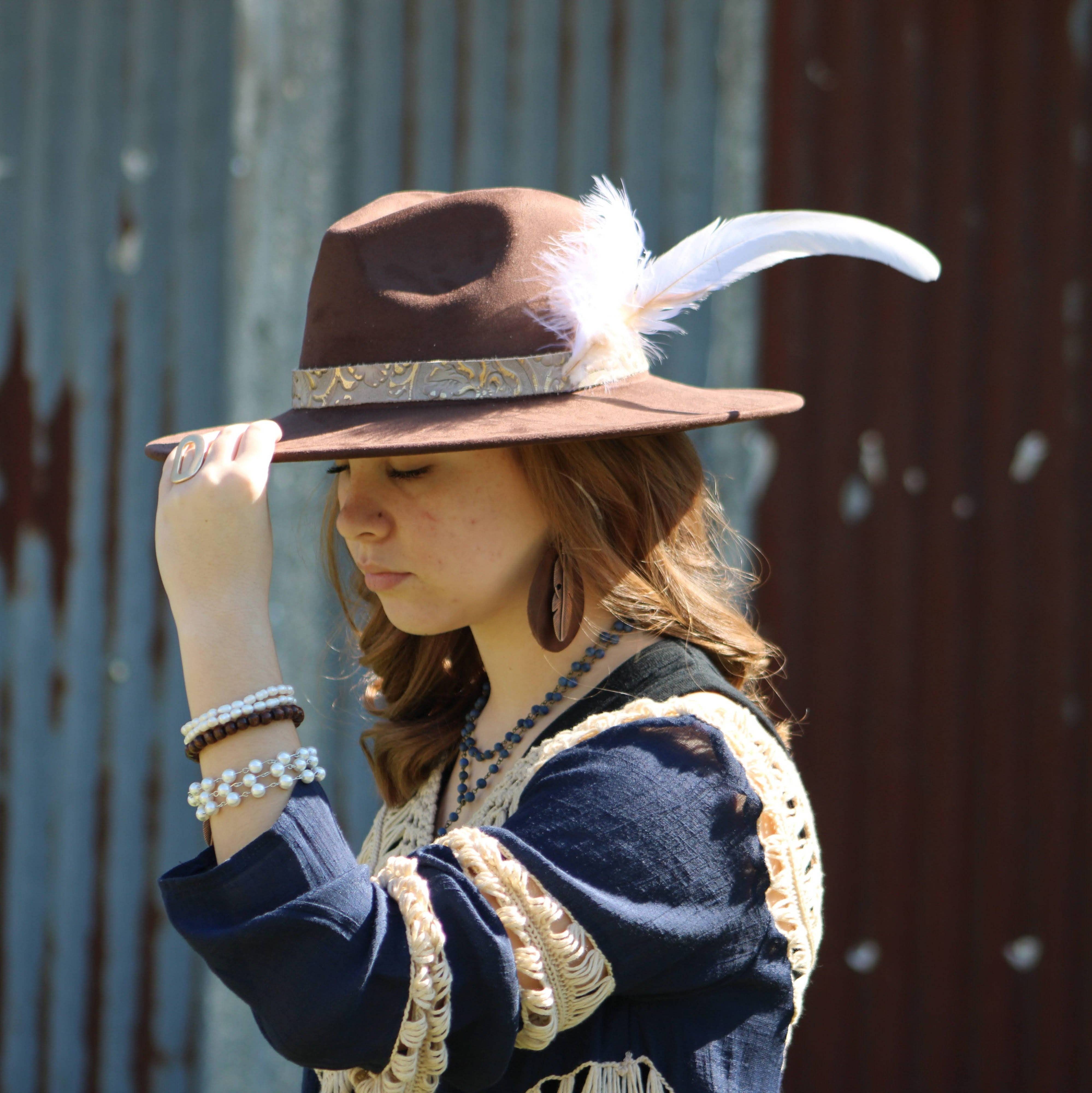 The Jewelry Junkie - Wholesale Cocktail/Statement Ring - Matte Gold Electroplate Oval Ring 012c6