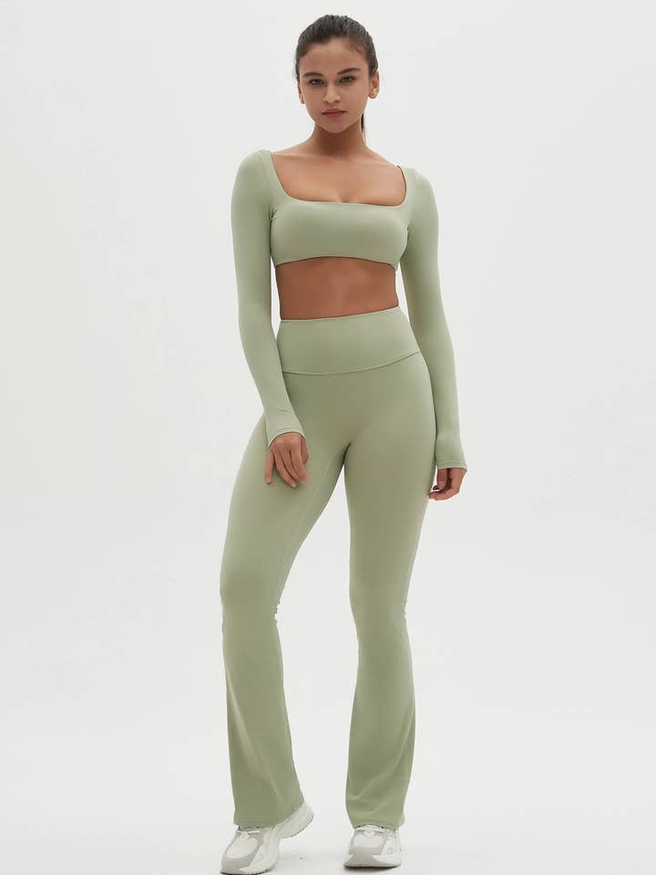 Mantra Active - Wholesale Athletic Pants - Women's - Zoey High-Waisted Scrunch Flare Yoga Pant1