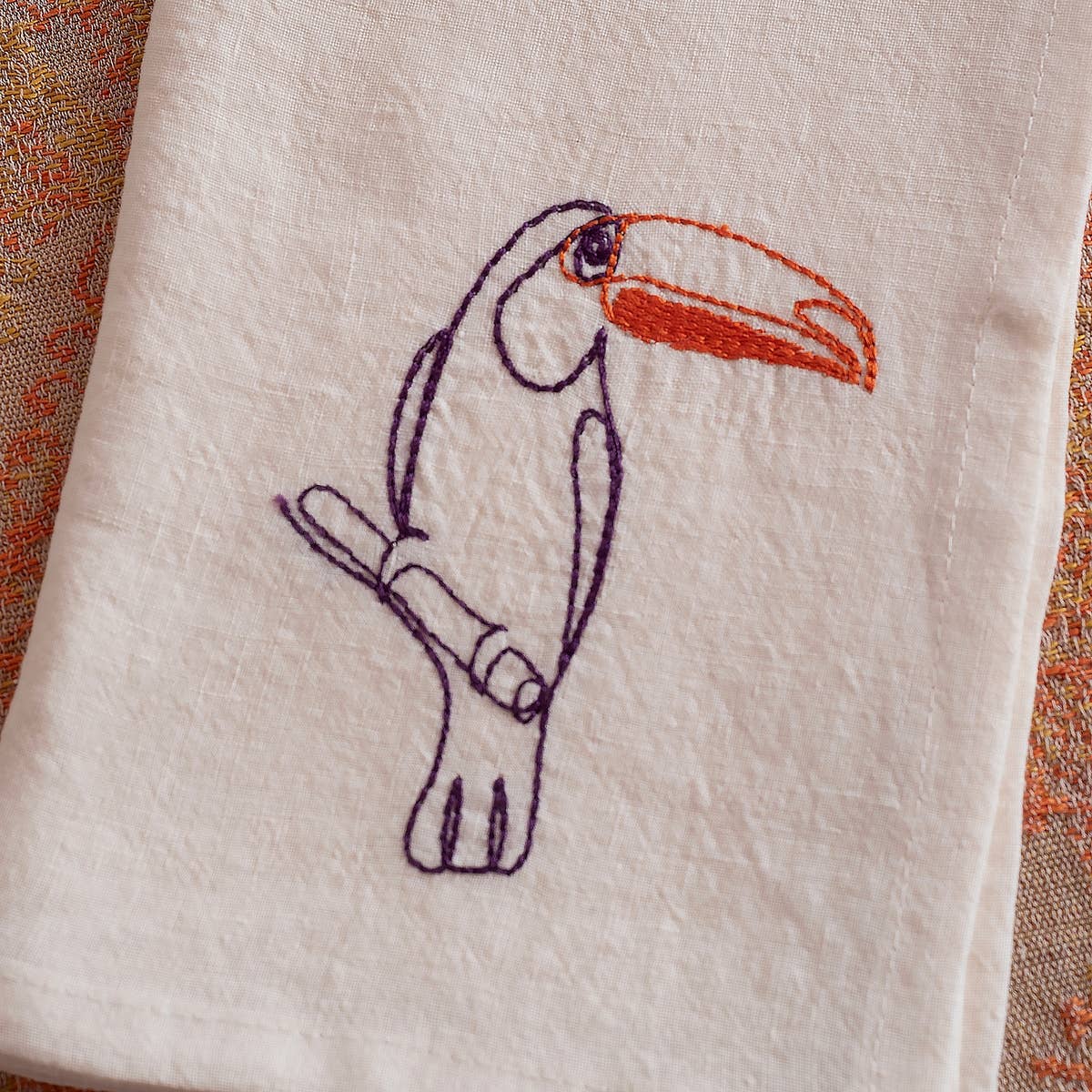 BUSATTI - Wholesale Dinner & Cloth Napkin - ITALIAN GARDEN - Set of 2 embroidered napkins5