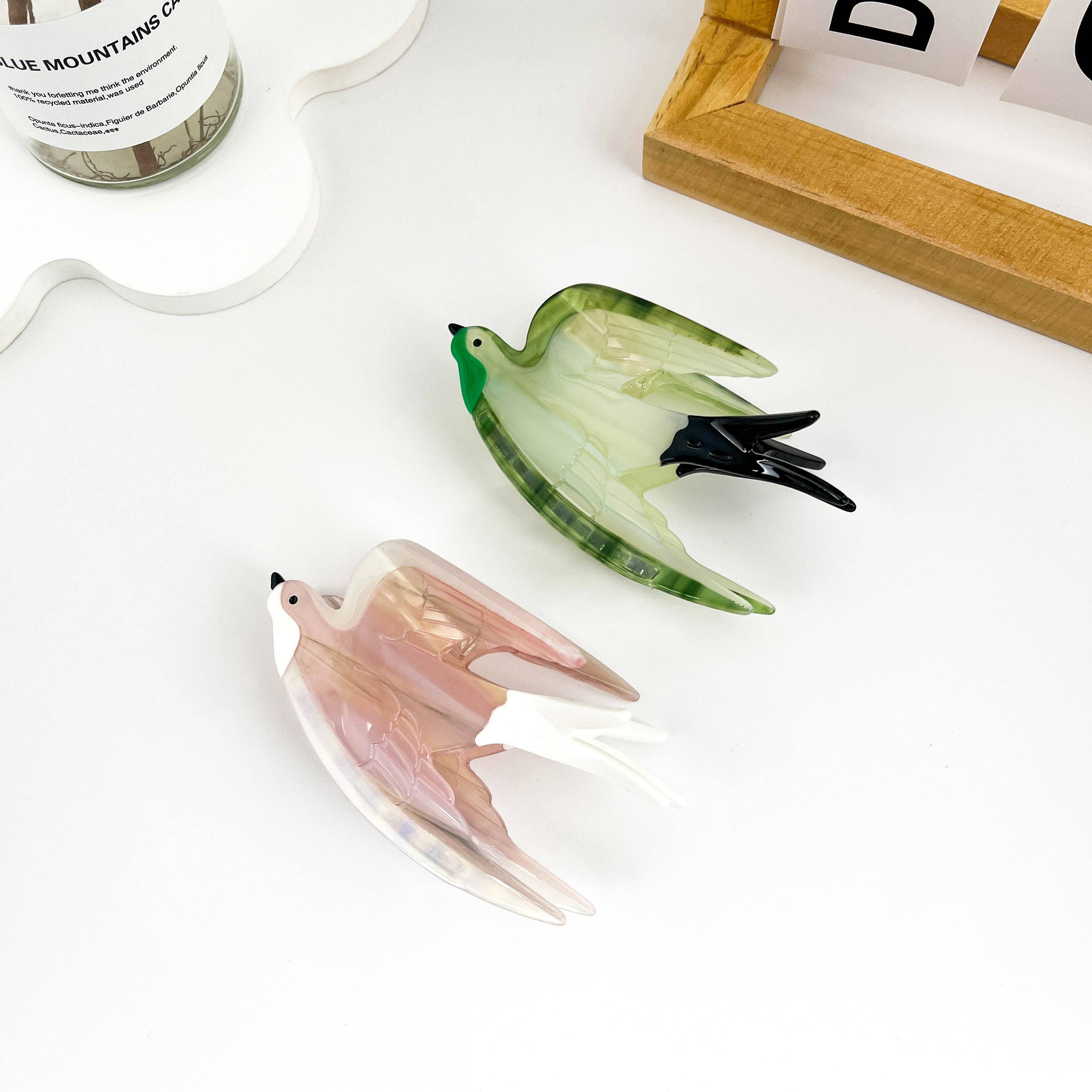 mildstyles - Wholesale Hair Clip - Women's - Swallow Bird Animal Color-Block Acetate Hair Claw Clip4