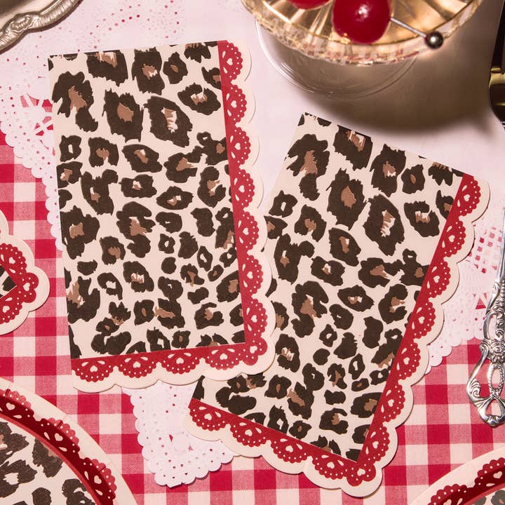 xo, Fetti - Wholesale Disposable Napkin - Wild Thing Napkins - 25 paper napkins, cheetah, safari, Vday