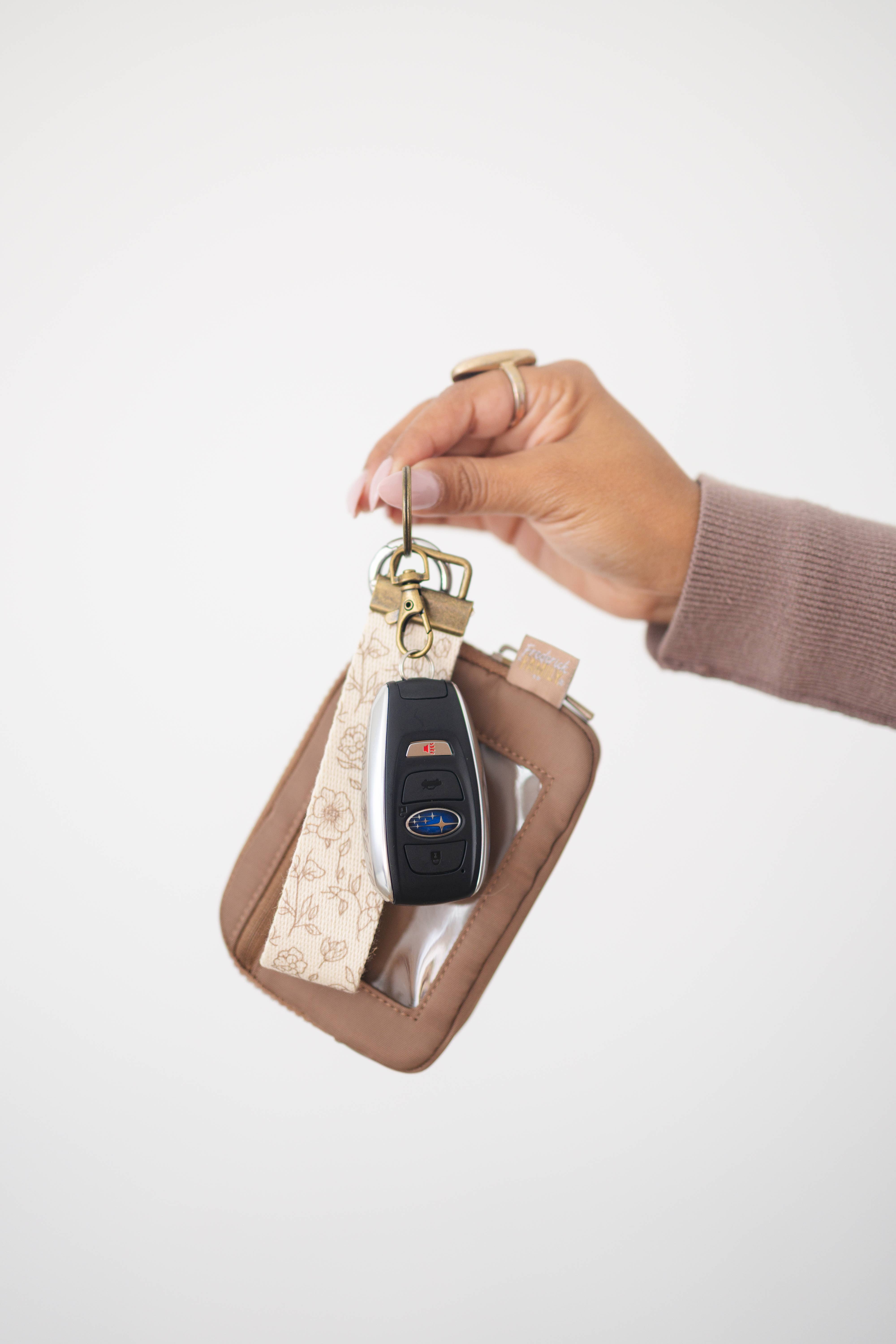 Frederick Family Co. – wholesale Snodd - Unisex – Nyckelband i canvas för handled, nyckelarmband12