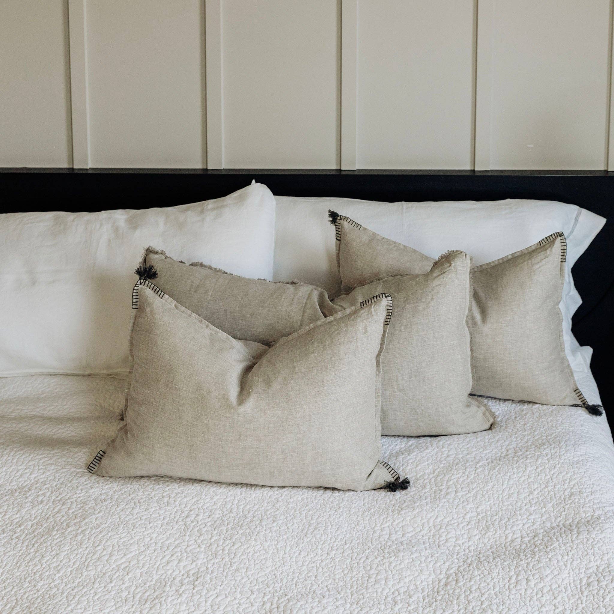 Kaki Coussin Lombaire en Lin Cousu à la Main Kaki en vente sur Faire0