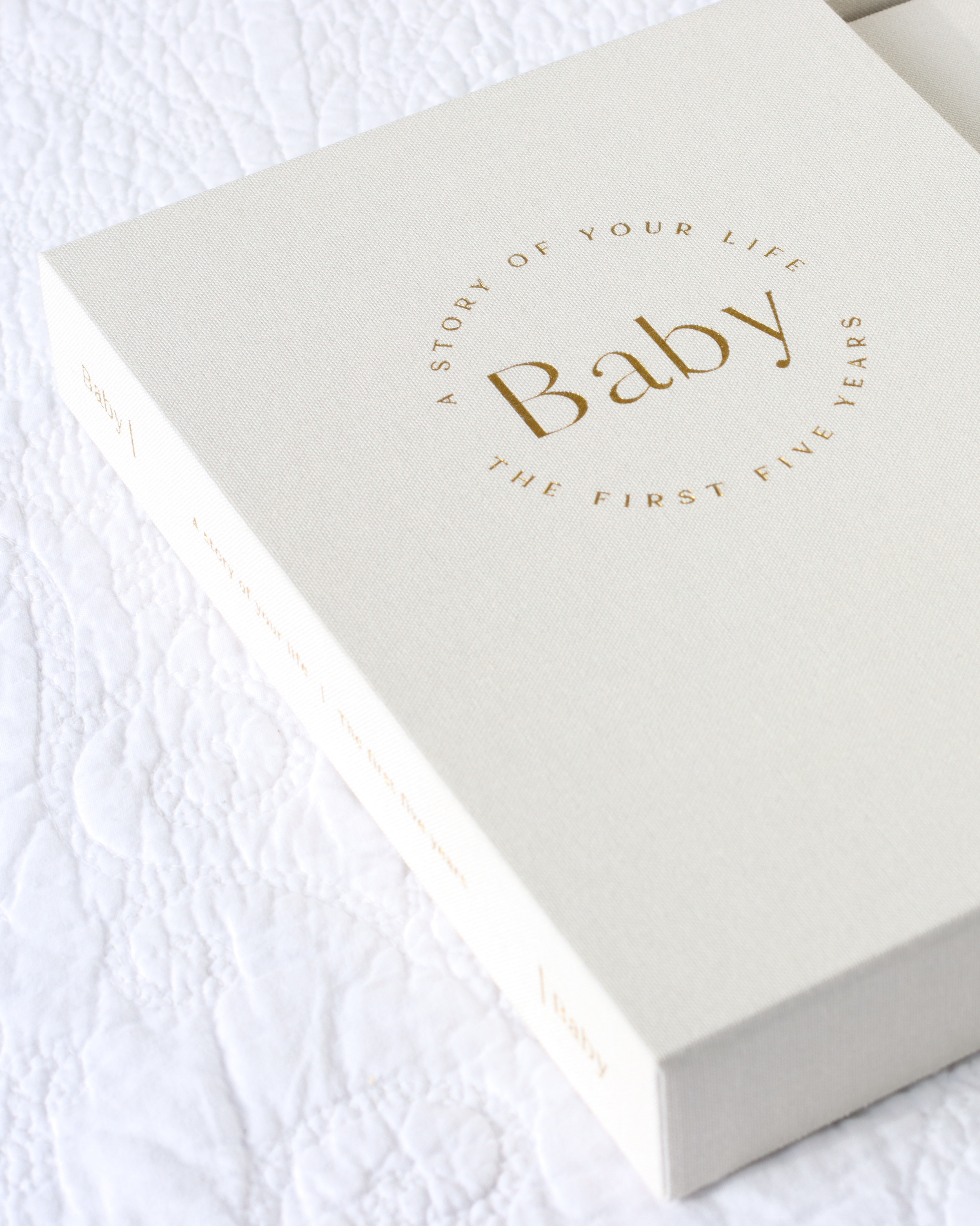Written With Love – wholesale Memory book – Child & baby – Baby Memory Book with Keepsake Box - Classic White3