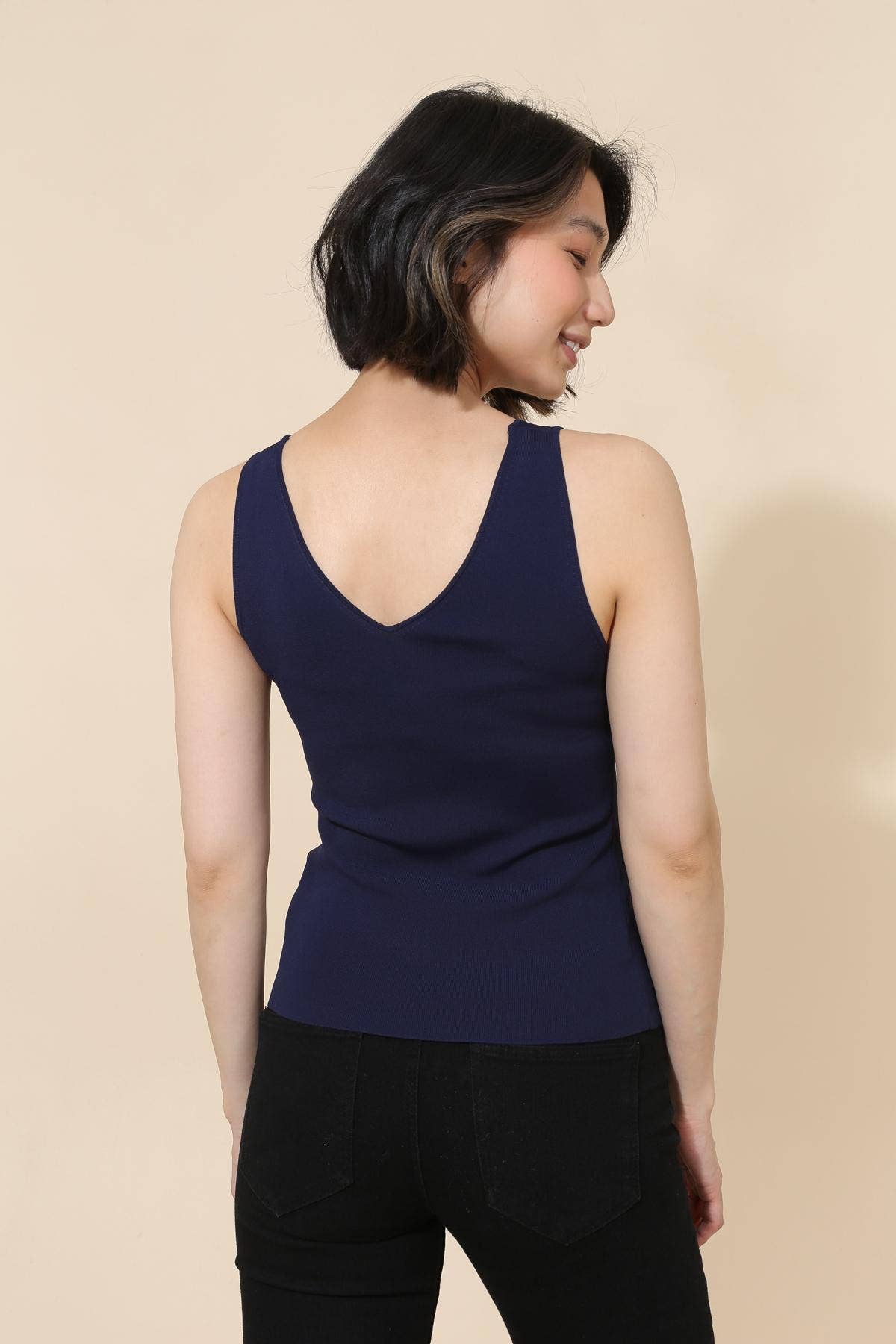 CHOKLATE PARIS – wholesale Tank top – Women′s – 2-in-1 Reversible Tank Top with V-Neck and Square Neck - 87958