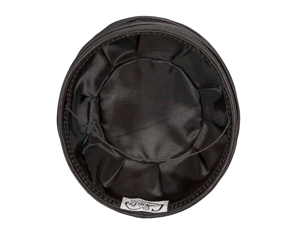 Max Alexander by Cupids Millinery Melbourne – Großhandel Fascinator – Damen – Maßgefertigter Pillbox-Hut für die Brautmutter3