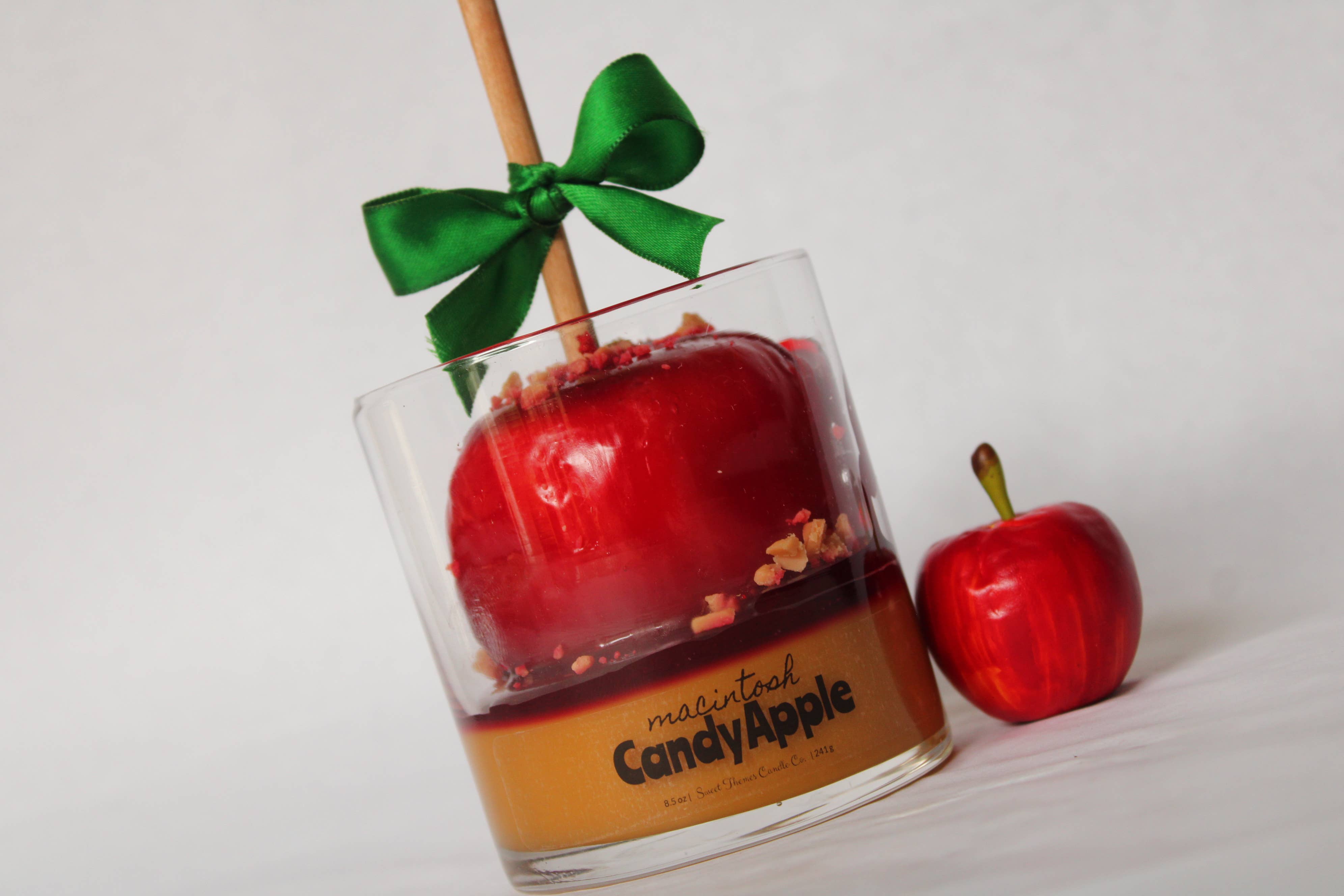 Sweet Themes Candle Co. - Wholesale Novelty Candle - McIntosh Candy Apple7