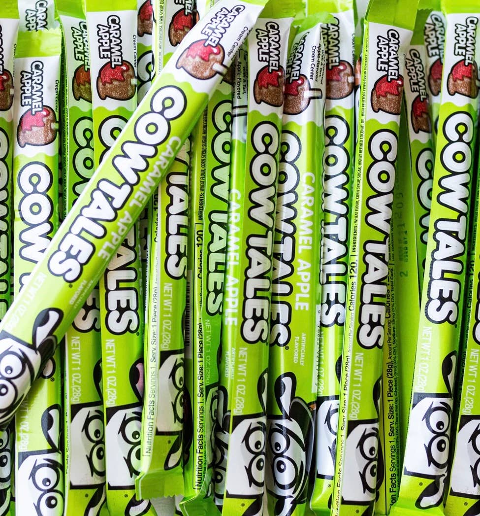 O'Shea's Candies Sweet Shop - Wholesale Retailer Display - Food & Drink - Nostalgic 1984 🍏 Apple GOETZ Cow Tales® 36ct Display Box1