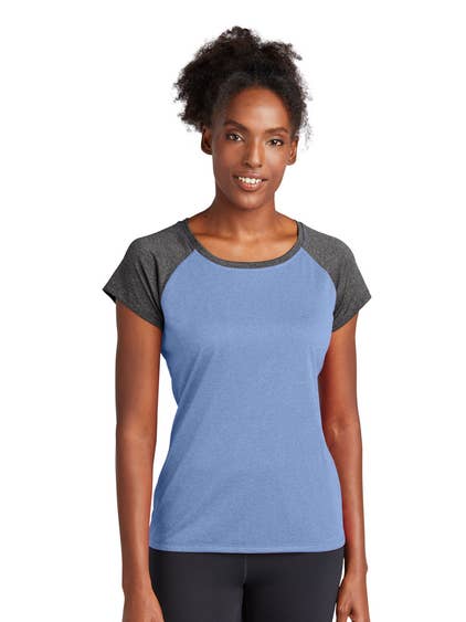 T-shirt Desportiva Feminina Sport-Tek Heather-On-Heather Contender com Decote Redondo por atacado de Forever11