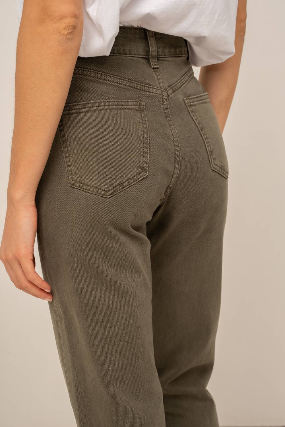 Oraije Paris – Großhandel Jeans – Damen – Solange gerade geschnittene Jeans44