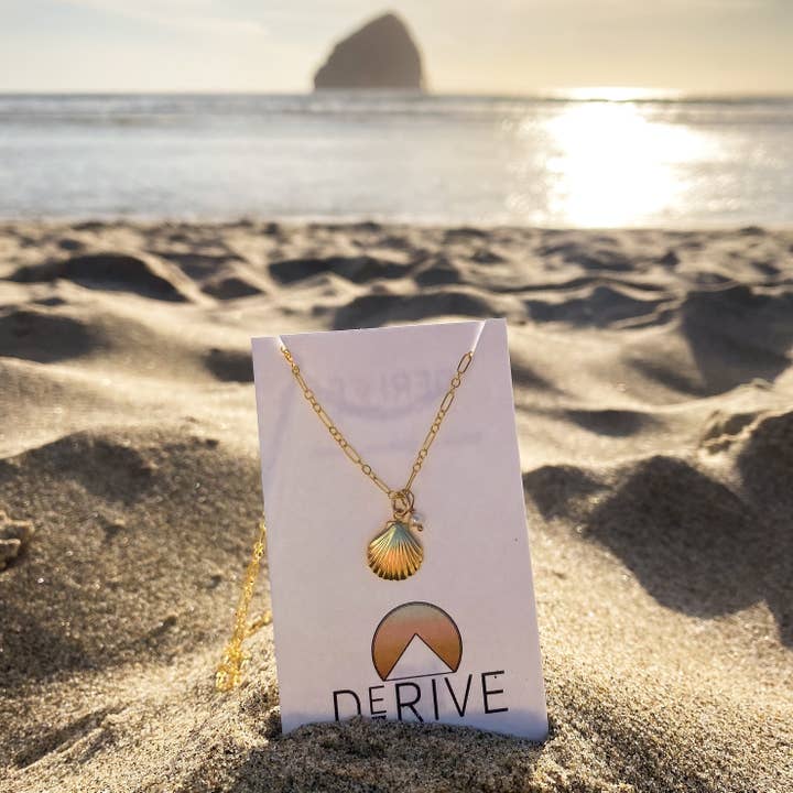 Shell Pendant Necklace for wholesale by Derive Jewelry