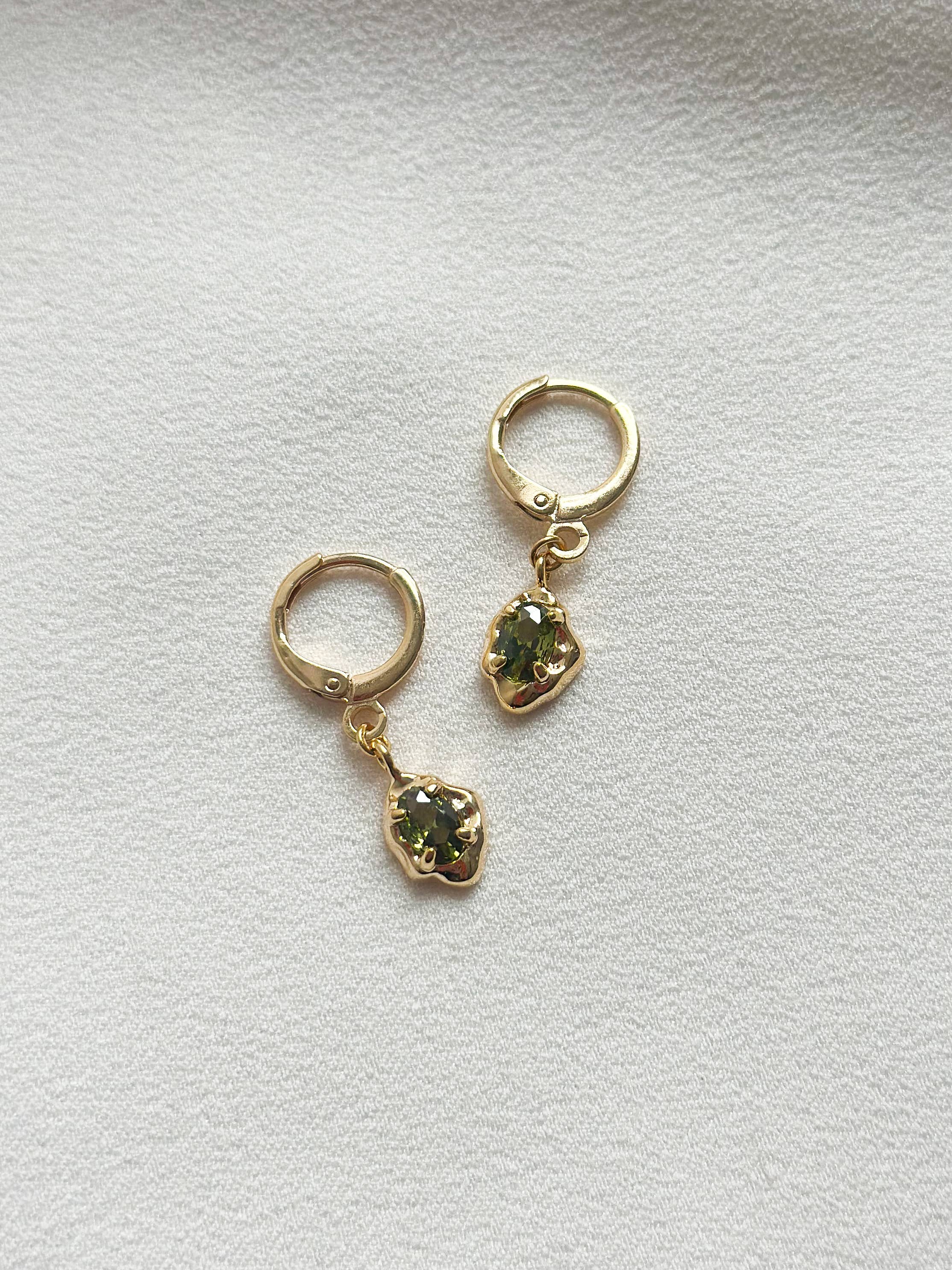 Ellis Grey Jewellery - Wholesale Huggie Earrings - 18k Gold Molten Moss Huggie Hoop Earrings1