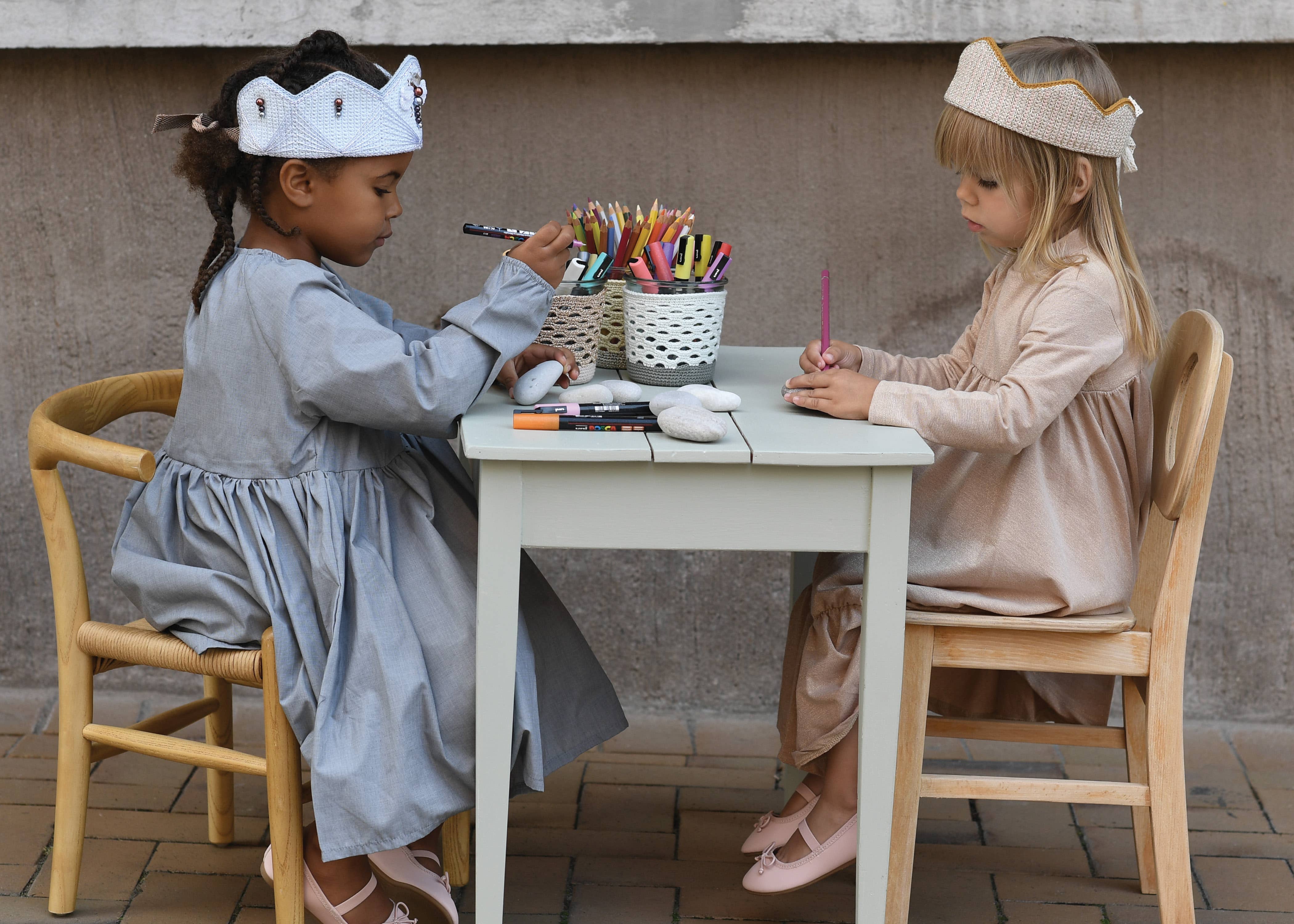 Schiffer Publishing - Wholesale Crafts, Hobbies & DIY - Magical Crochet7