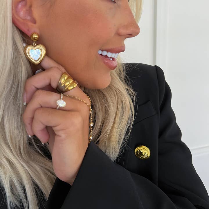 CHANSUTTPEARLS - Wholesale Dangle Earrings - ELLIE EARRINGS 1