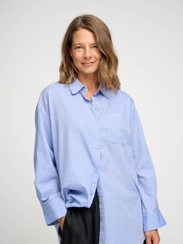 Chemise Avalon chambray - bleu clair pour la vente par moshi moshi mind