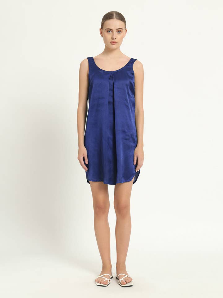 Satin Serenity Lapis Lila Nachthemd für den Großhandel von Thevasa