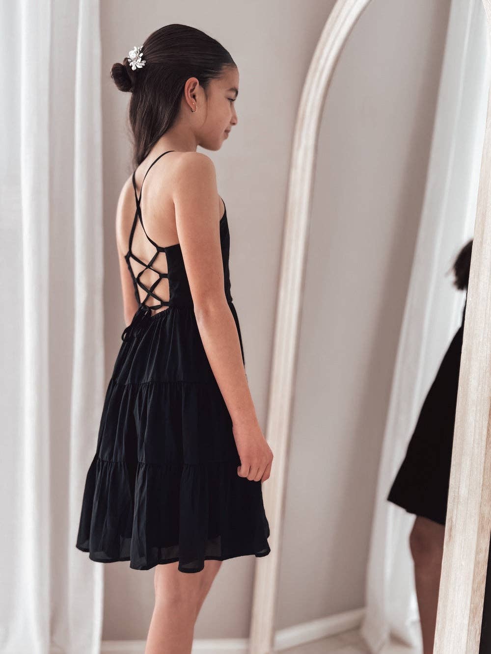 A Little Lacey - Vente Robe – enfant - Robe Fille Phoebe Chiffon Noire3