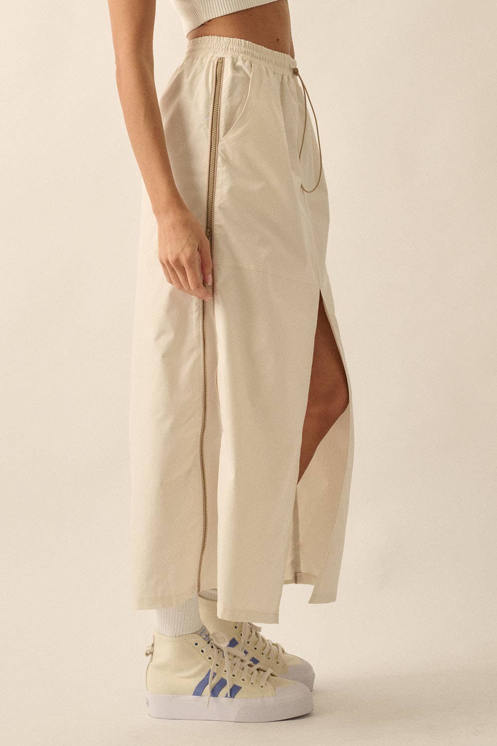 Cream Side-Zip Piping-Trimmed Drawstring Midi Skirt for wholesale on Faire3