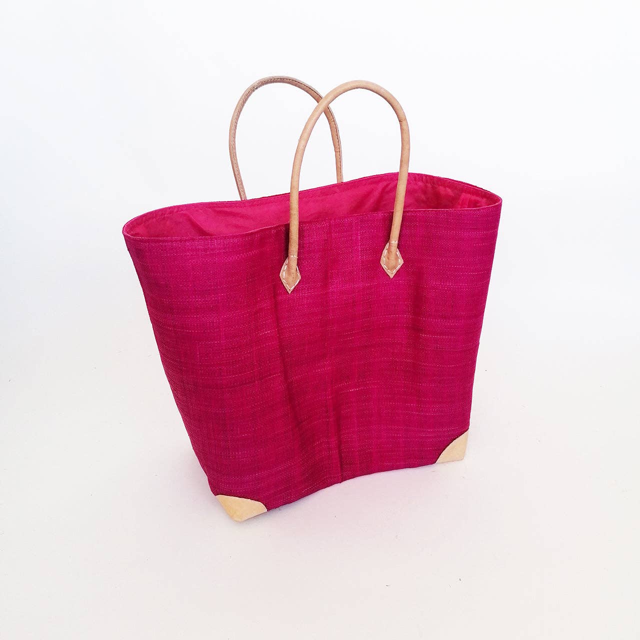 Le comptoir de la plage - Wholesale Strandtas - “Tamatave” handgemaakte strandtas met etui, per stuk4