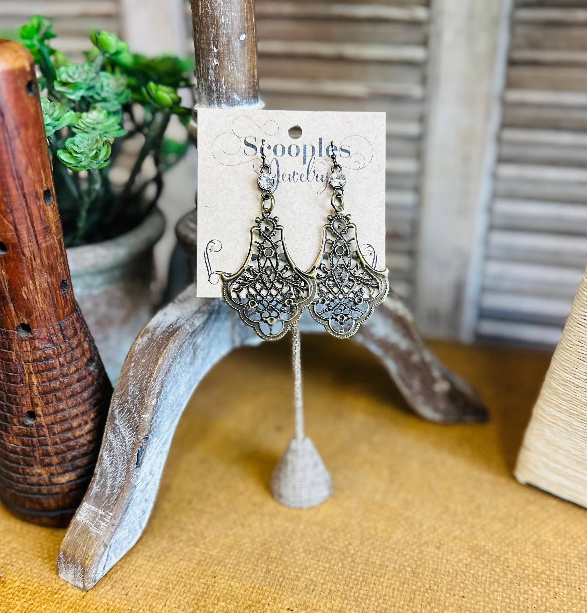 Scooples Jewelry - Vendita all'ingrosso Collana con ciondolo/pendaglio - Ciondolo a Croce - Collo3