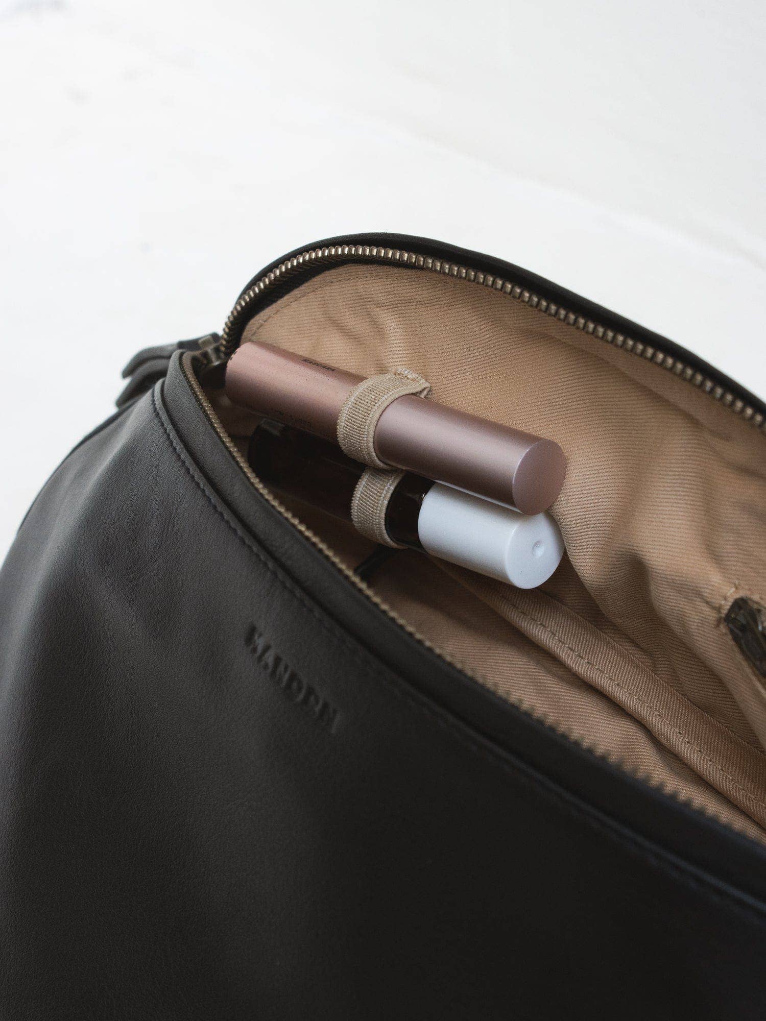 MANDRN - Wholesale Belt Bag - Women's - Atlas - Black2