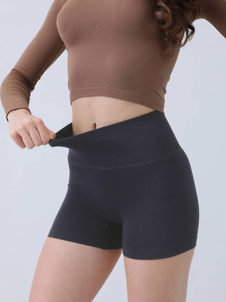 All-Day Comfort Seamless Shorts – Breathtakingly Soft and other Purchase Wholesale seamless shorts. Free Returns & Net 60 Terms on Faire trending on Faire.