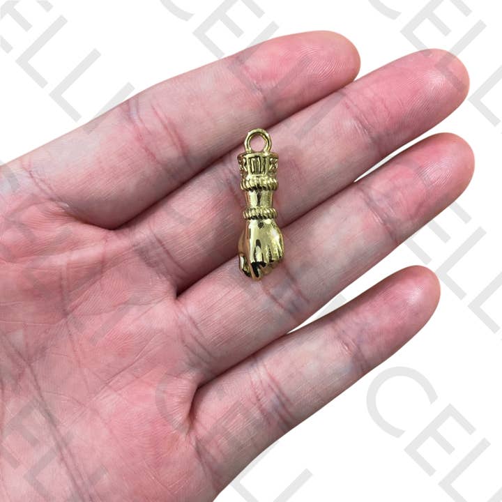 Celli Biju - Wholesale Pendant/Charm Necklace - Steel Medal - fist with closed hand (1 unit)1