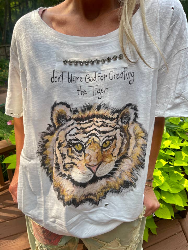 A Rare Bird Shop - Wholesale Screen Printed T-Shirt - Women's - Wingless Tiger Distressed Shirt