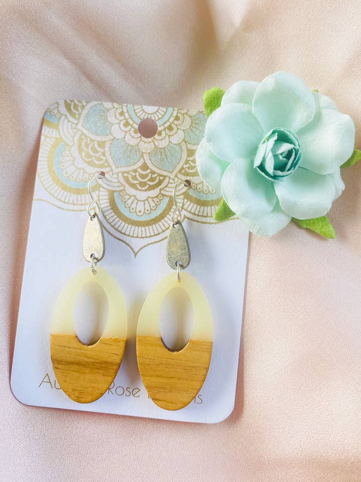 Kunstnerisk træ øreringe 9 for engroshandel hos Autumn Rose Designs