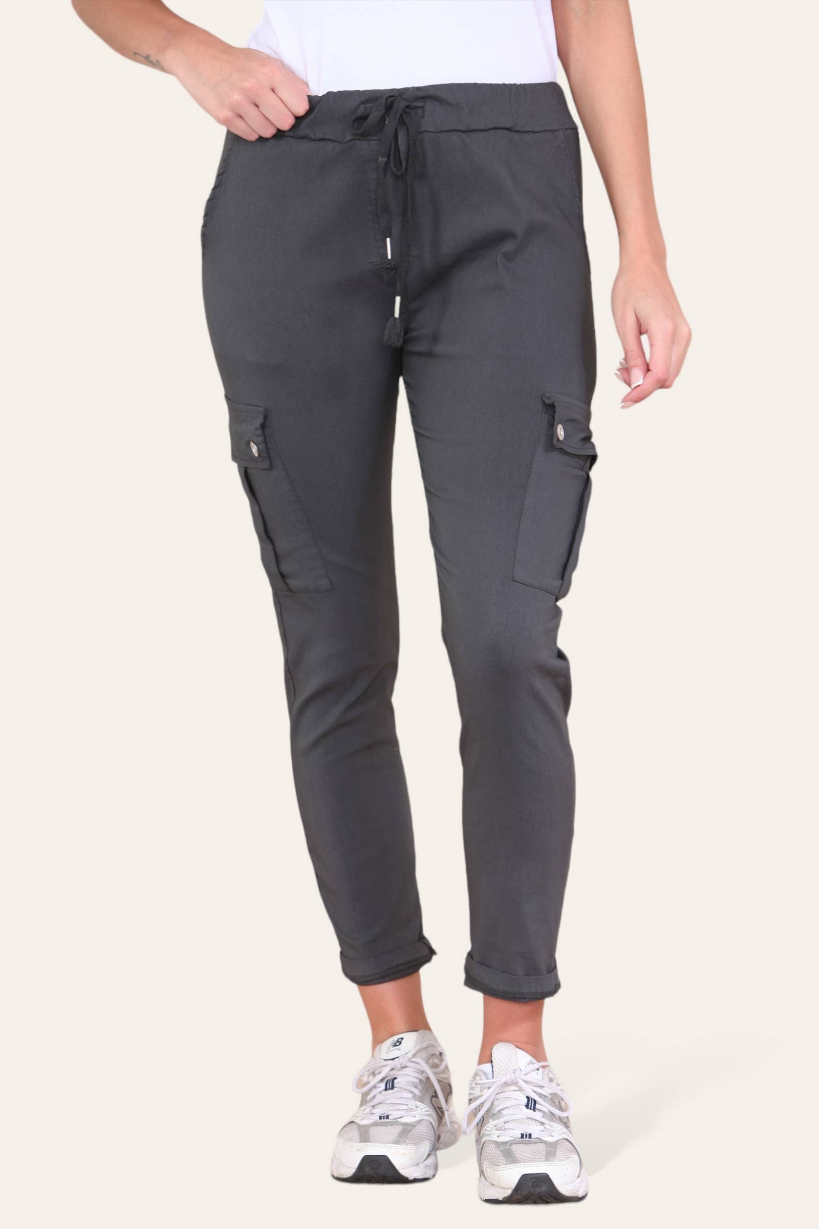 Kurt Muller – wholesale Pants – Women's – Plain Cargo Stud Pocket Bi-Stretch Magic Trousers39